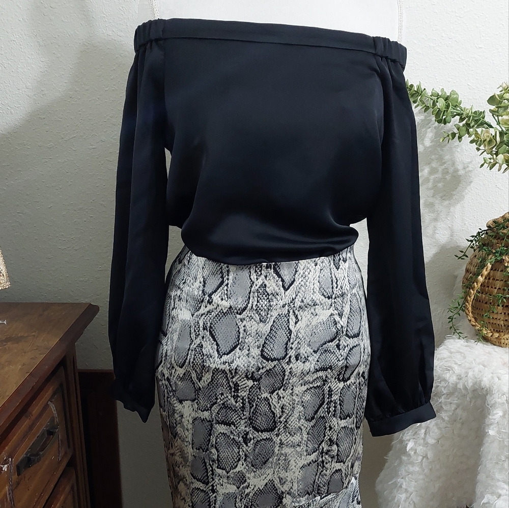 Fate Black Off the Shoulder Long Sleeve Blouse